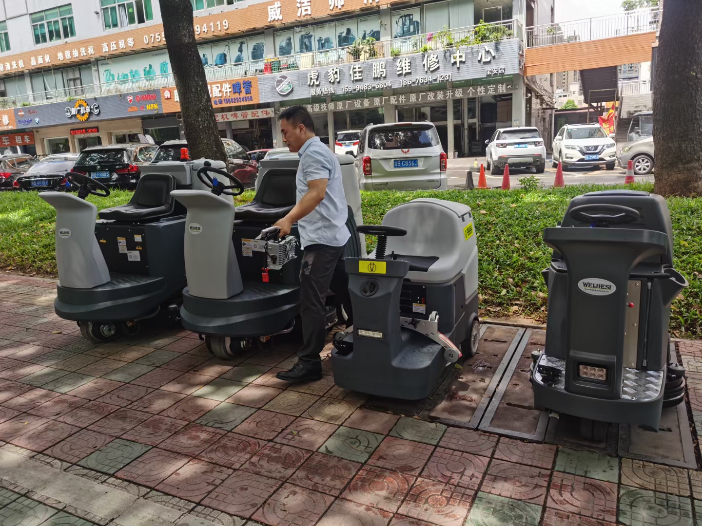 电动洗地机的优点有哪些