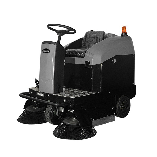 快速搞定地面清洁！驾驶式洗地机